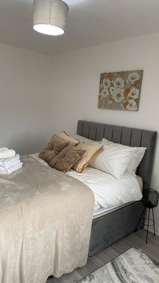 Casa de férias Bv Luxury Spacious 3 Bedroom House At Isaac Close *