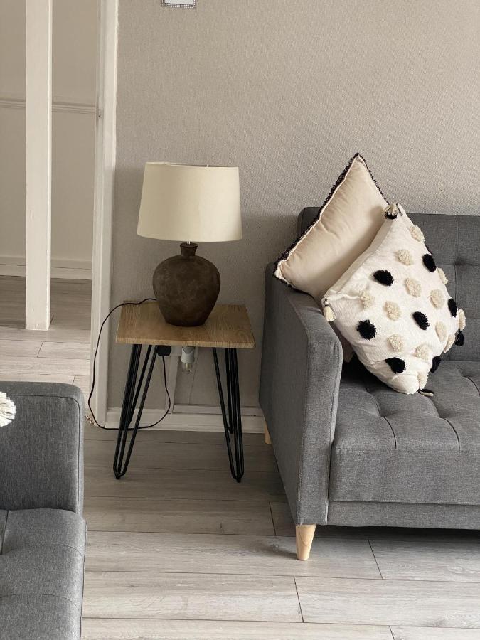 Bv Luxury Spacious 3 Bedroom House At Isaac Close Casa de férias Manchester